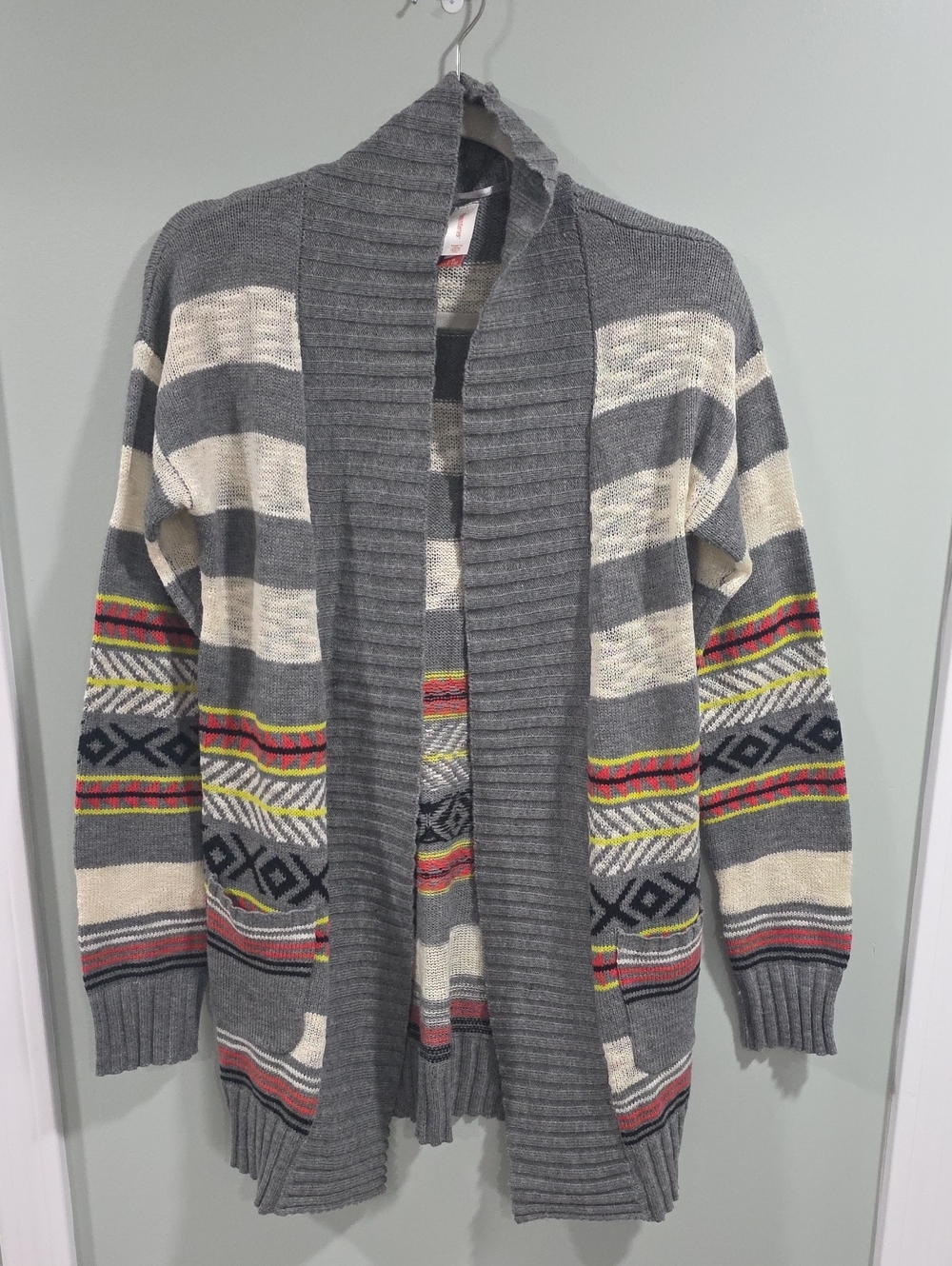No Boundaries Gray and Cream Open-Front Cardigan with Multicolor Accents